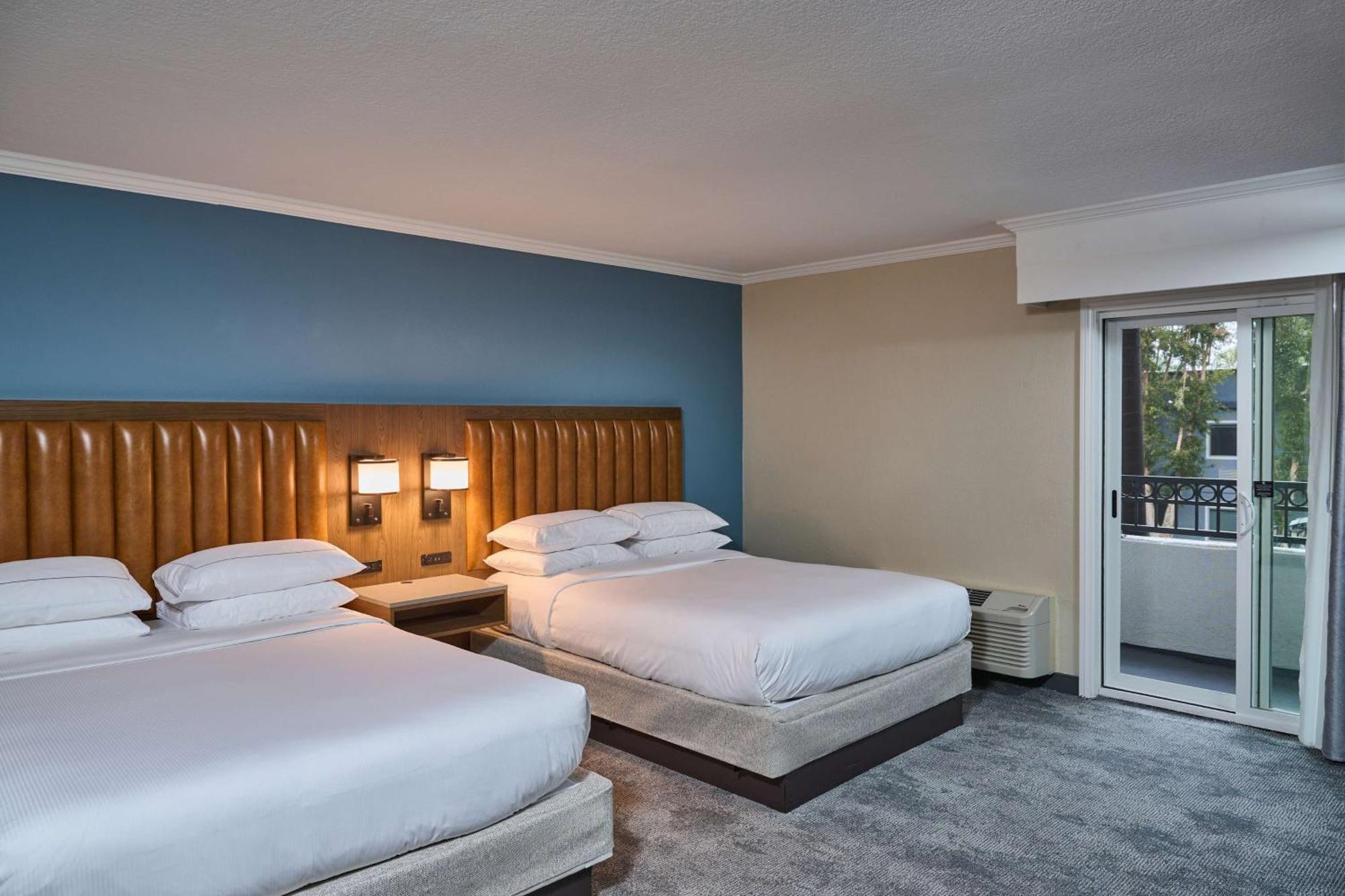 Doubletree By Hilton Chatsworth Los Angeles Exterior foto