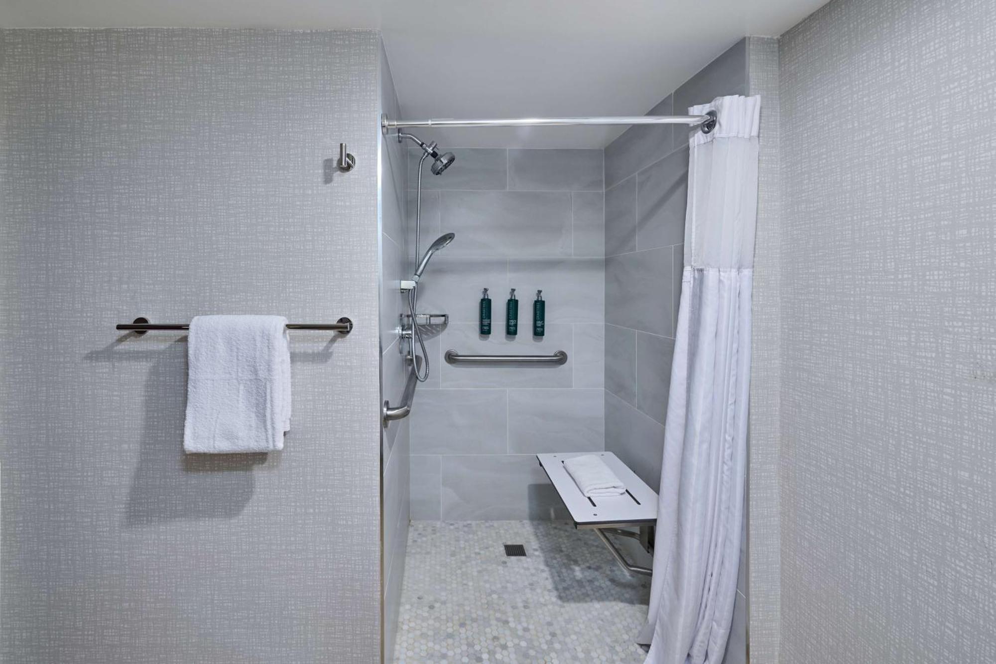 Doubletree By Hilton Chatsworth Los Angeles Exterior foto